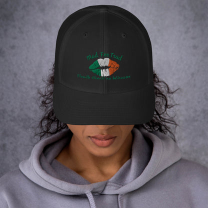 Fleadh Cheoil na hÉireann Mad For Trad Kiss Trucker Cap