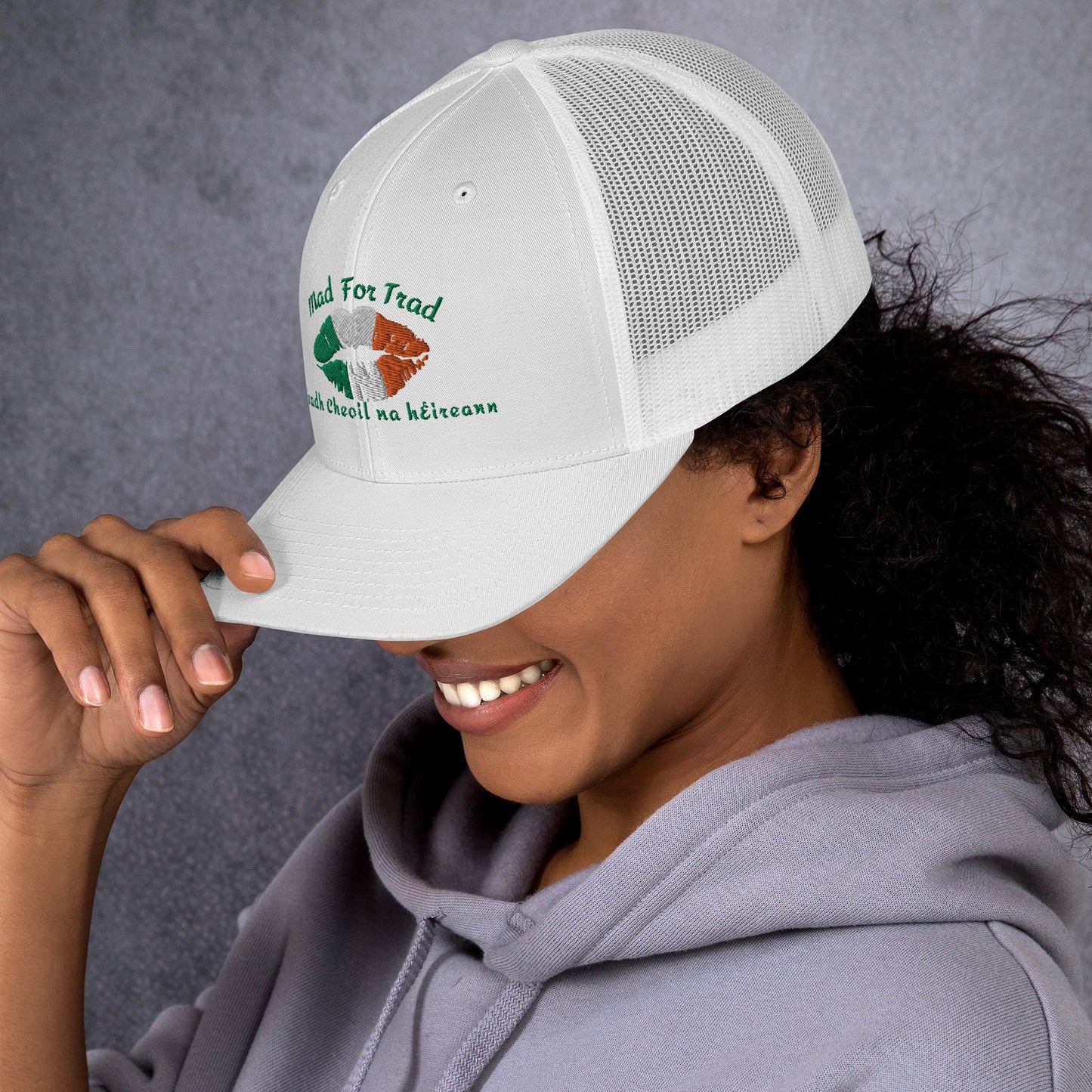 Fleadh Cheoil na hÉireann Mad For Trad Kiss Trucker Cap